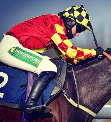 (c) Horseracing.co.uk